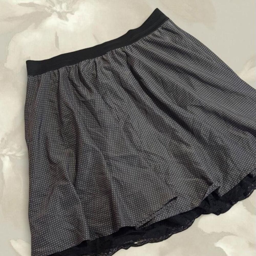 Xhilaration Women's Black and Grey Skirt